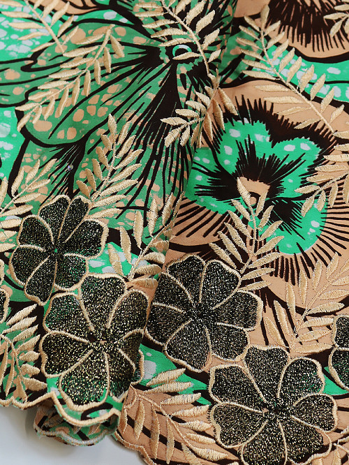 VLE302 - Vlisco Lace