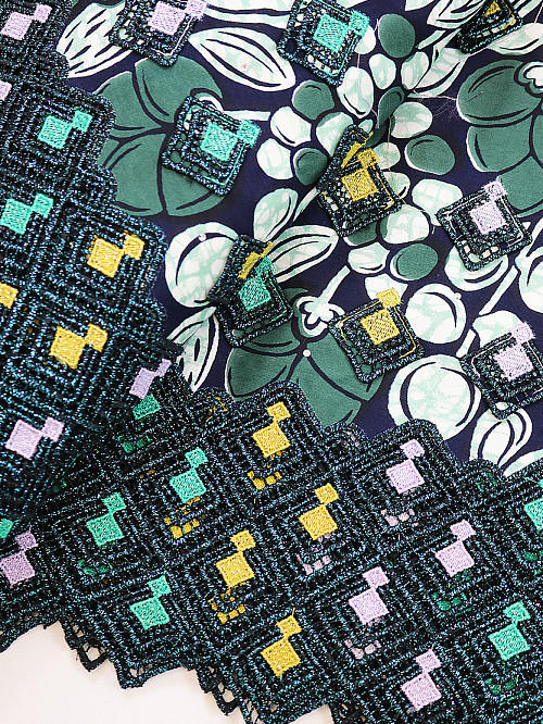 VLE362 - Vlisco Applique Lace