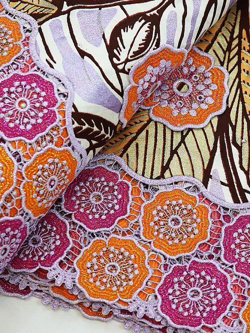 VLE372 - Vlisco Applique Lace